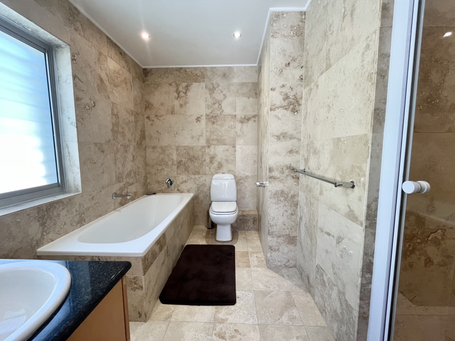 To Let 2 Bedroom Property for Rent in Sea Point Western Cape